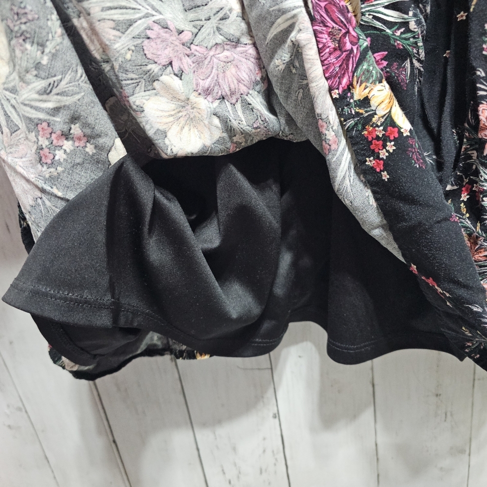 Torrid Women's Black Floral Midi Challis Floral Smocked Tiered Dress Size 4X. - Picture 11 of 12